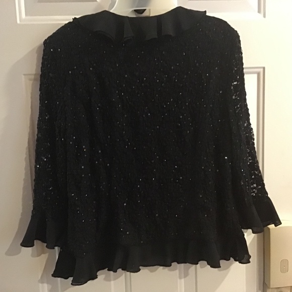 Fancy top - Picture 2 of 2